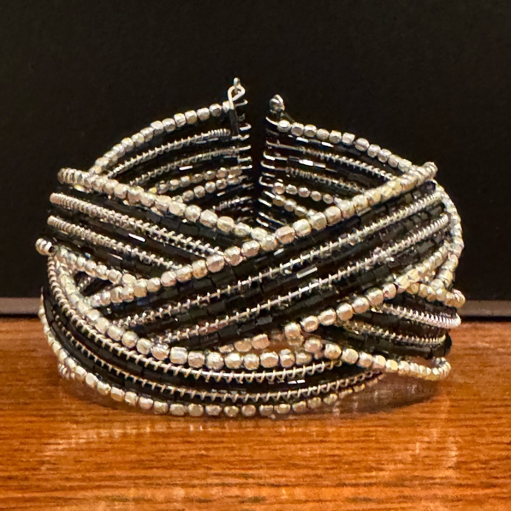NWOT Black and Silver Beaded/wired cuff Bracelet